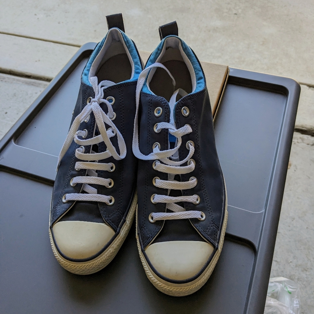 Converse Navy Sneaker Size 11